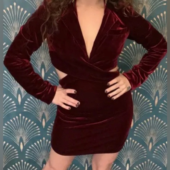 Nicholas Red Wine Velvet Dress w/ Side Cut Outs - Size & - Picture 6 of 11